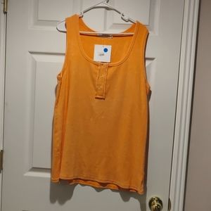 Acid wash tank top in neon peach